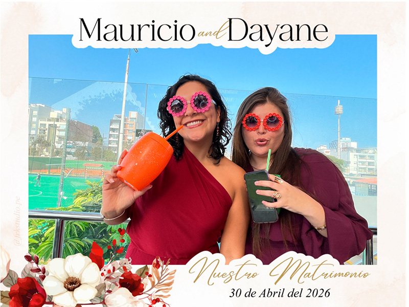 Photobooth para bodas en Lima – FRK Studio